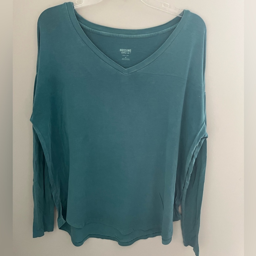 Mossimo Women’s Long Sleeve Soft Tee Size Medium